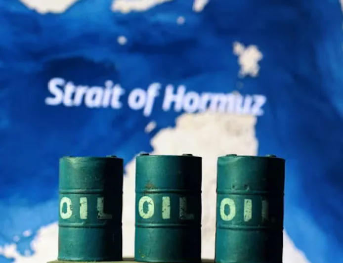 Oil plunges, stocks jump as Iran declares Hormuz open