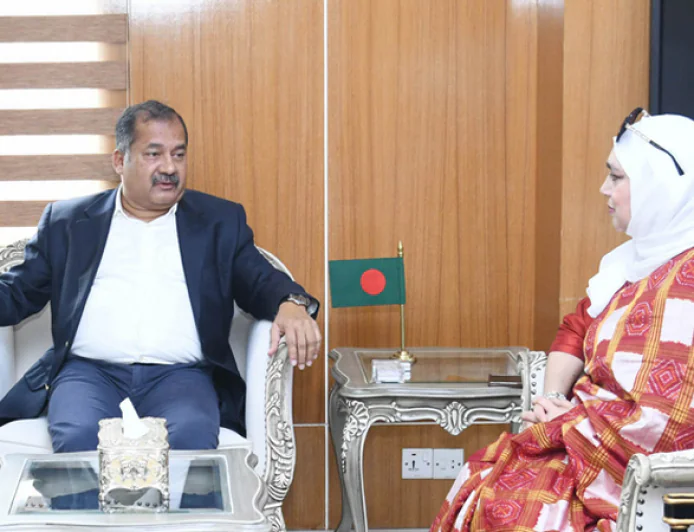 Info minister urges expatriates to contribute actively to Bangladesh's development