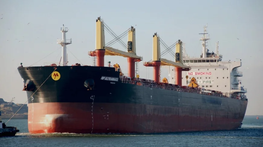 61,000 metric tons of wheat from US arrives at Ctg Port