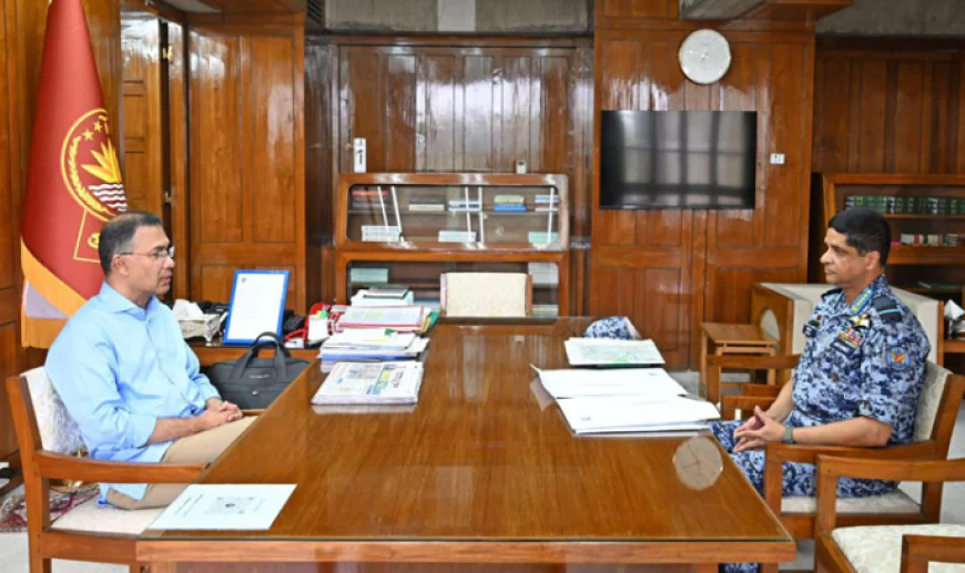 Air chief calls on PM