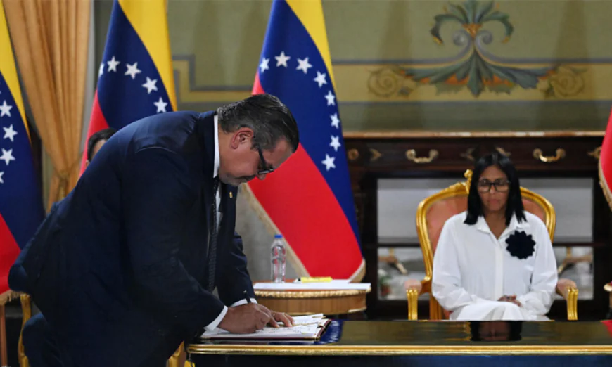 Venezuela, Chevron strike deals to expand oil operations in key region