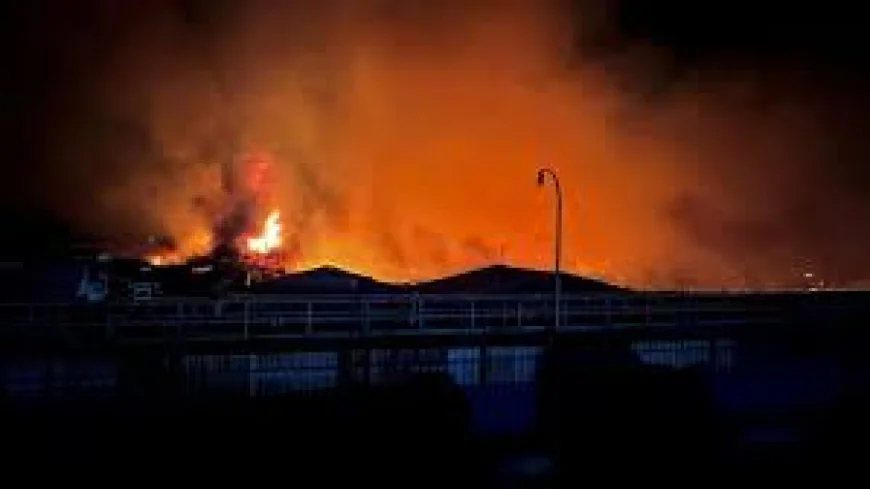 Fire razes 1,000 'stilt' homes in Malaysia's Sabah, thousands displaced