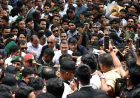 PM walks through DU campus, sets unprecedented example