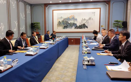 Bangladesh, China discuss connectivity, trade cooperation