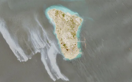 Suspected oil slick off Iran's Kharg Island