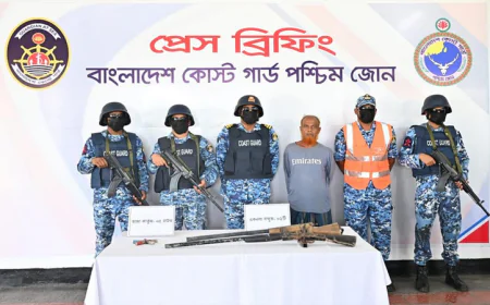 Sundarbans pirate gang chief held with arms in Khulna