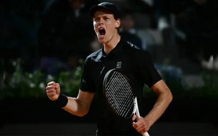 Sinner's bid to reach Italian Open final held up by Roman rain