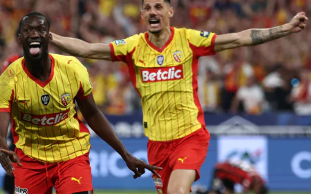 Lens beat Nice to win French Cup for first time