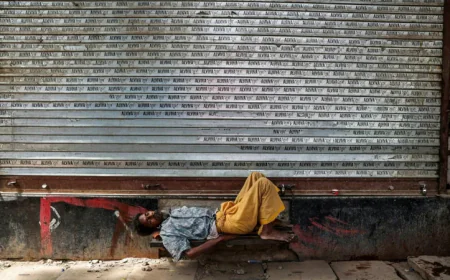 Heatstroke kills 16 in India as temperatures climb