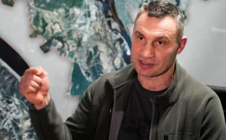 School hit during Russian strikes on Kyiv: mayor