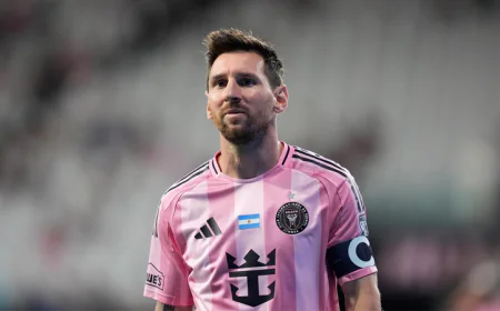 Lionel Messi exits MLS game in injury scare ahead of World Cup