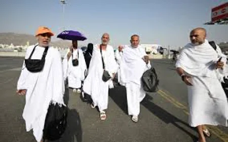 Pilgrims kick off hajj as war's trajectory hangs in the balance