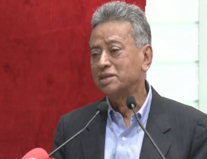 Amir Khosru stresses inclusive economy for wider participation