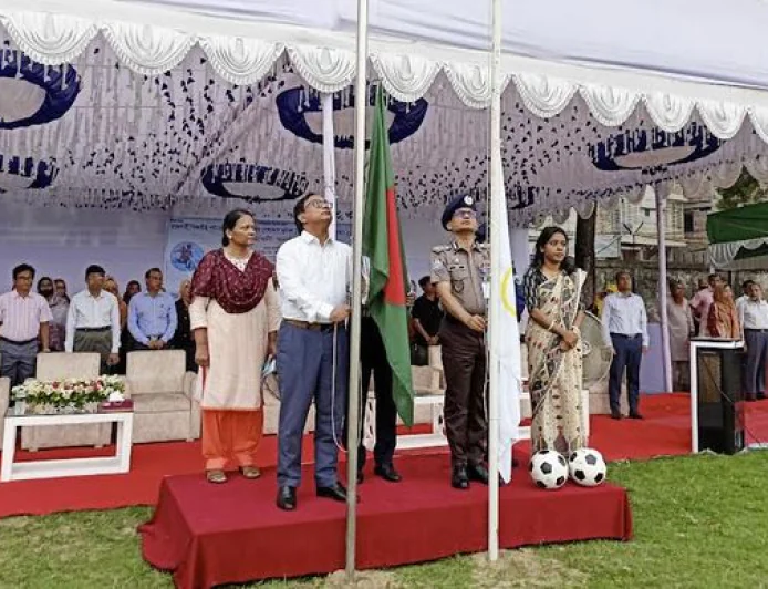 Nat'l-level footballers to emerge from primary stage tournament: Div Commissioner