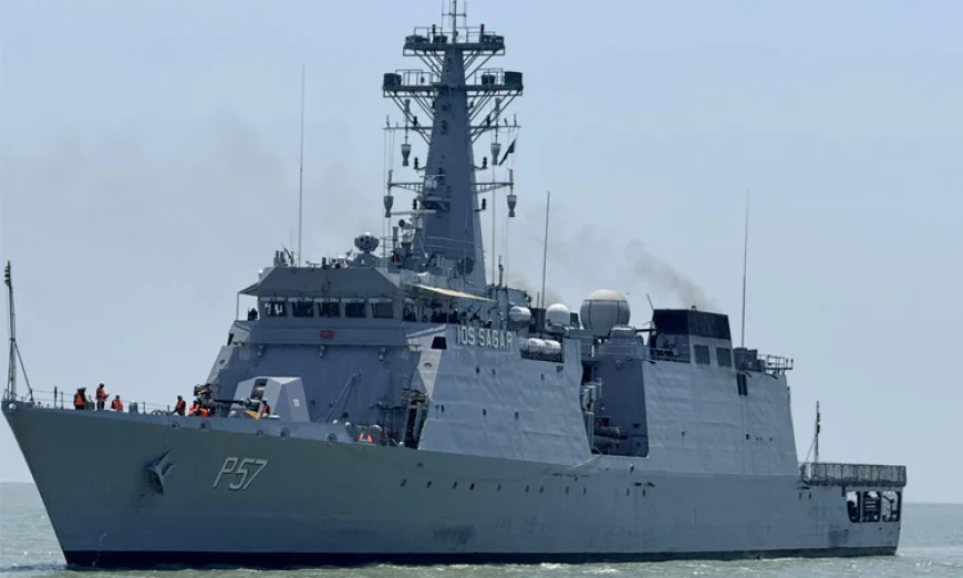 Indian naval ship arrives in Ctg