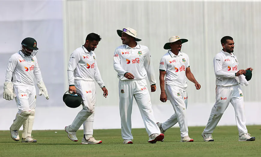 Pakistan 116-3 at tea despite Bangladesh's fightback
