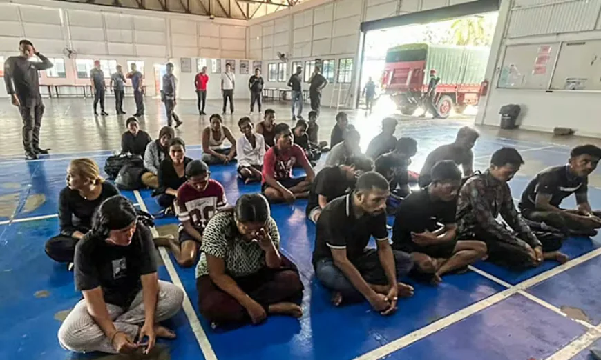 14 missing, 23 rescued after migrant boat sinks off Malaysia