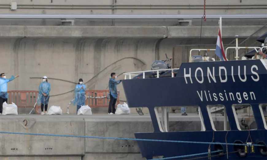 Hantavirus ship heads to Netherlands after passengers flown home