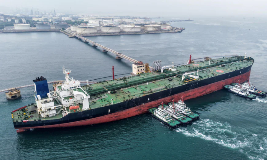 Oil rises, stocks mostly higher on US-Iran deadlock