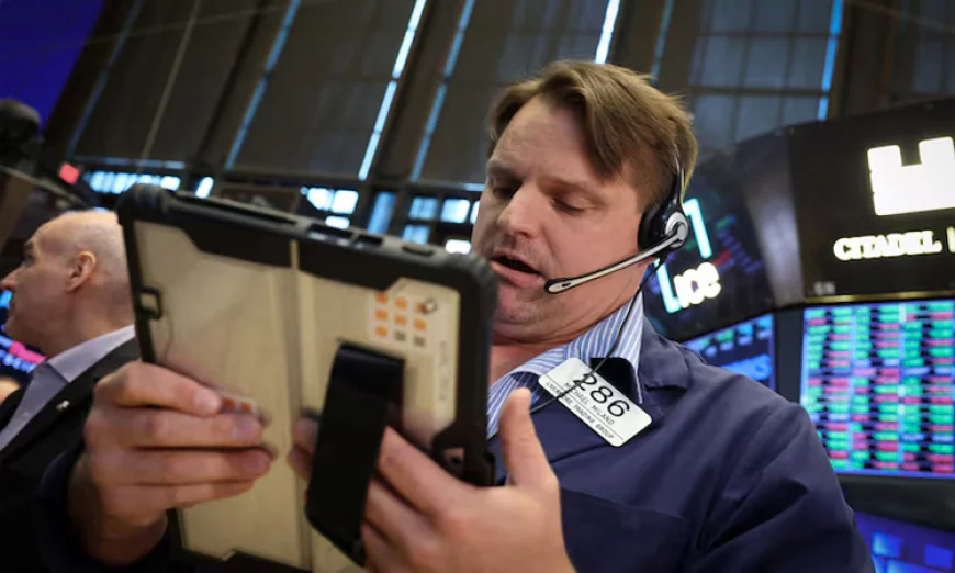 S&P 500, Nasdaq end at records as oil prices retreat