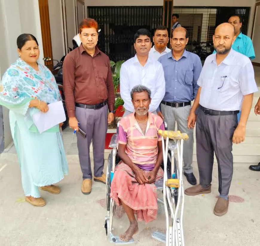 After long struggle on two hands, Biren Das finally finds relief in wheelchair
