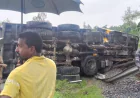 Train services in Kurigram halted as truck overturns on railway tracks