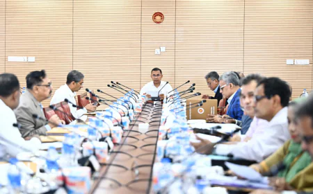 Prime Minister Chairs ECNEC Meeting at Secretariat