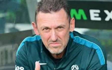 Popovic Extends Australia Contract Ahead of World Cup Opener