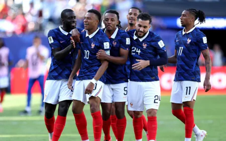 France Beat Senegal 3-1 in World Cup Group I Clash