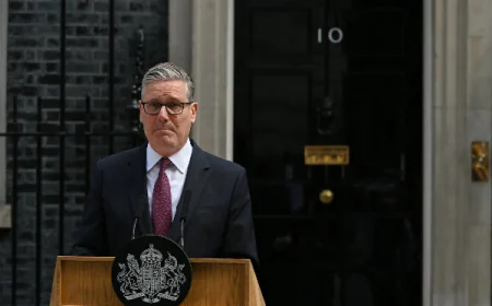 Starmer vows 'orderly' transition as Labour MPs mull bid to be PM
