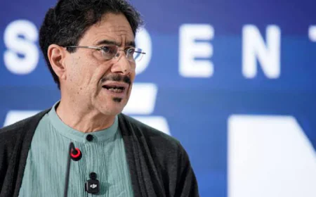 Left-wing candidate concedes defeat in Colombia election