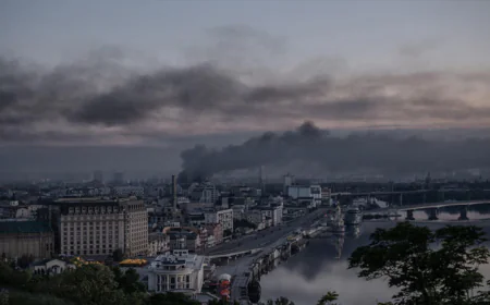 Explosions Reported in Kyiv Amid Missile Attack