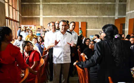 PM Urges Students to Prepare for Role in Building Prosperous Bangladesh