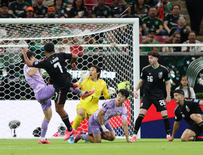 Mexico Reach World Cup Last 32, Canada Secure Historic First Win