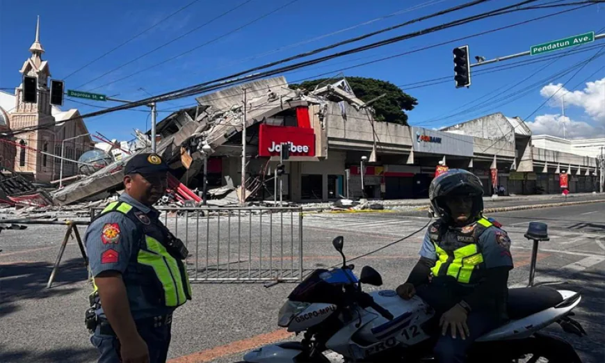 Major Quake Off Philippines Kills at Least 31, Dozens Still Missing