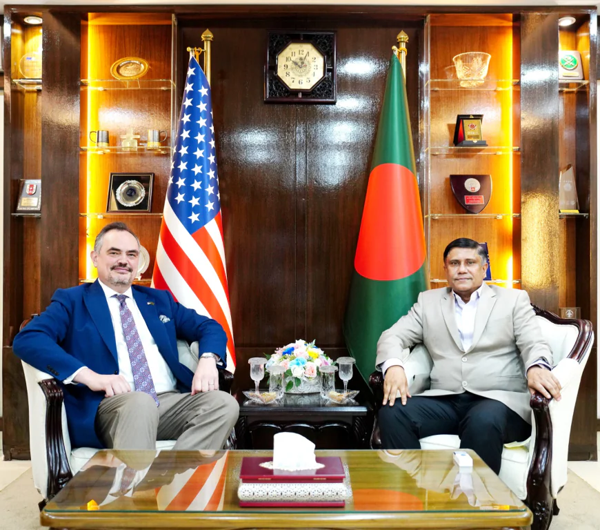US Envoy Pays Courtesy Call on PM’s Defence Adviser