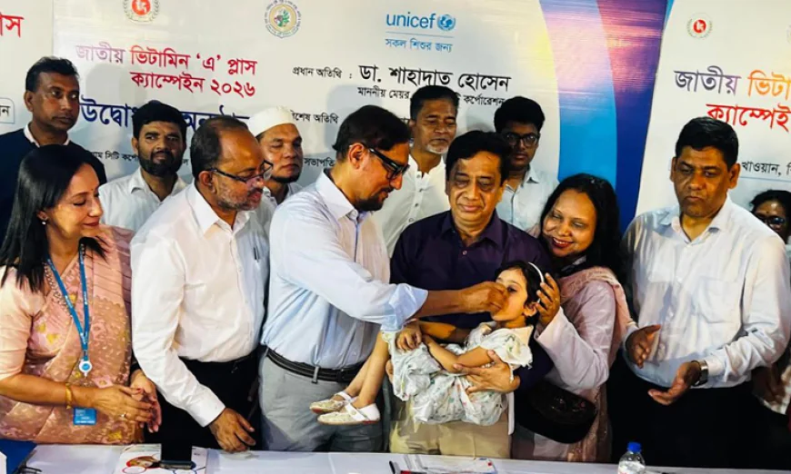 Children, parents flock to centres to receive vitamin A capsules in Ctg