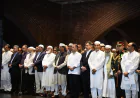 PM Attends Jamiruddin Sircar’s Namaj-e-Janaza