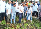 State Minister Tuku takes to  Field to clean up the swamp