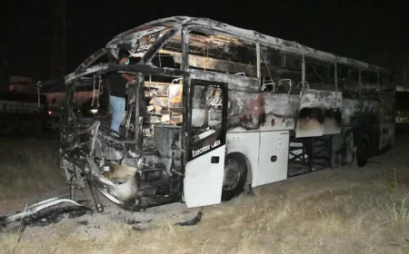40 killed as bus plunges into ravine in Pakistan