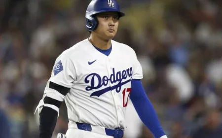 Dodgers' three-peat hopes hinge on Ohtani's knee