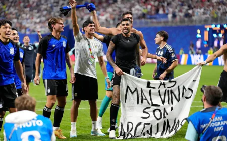 Argentina await FIFA ruling over World Cup Falklands banner