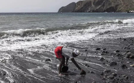 Cape Verde's women sand miners toil on vanishing beach