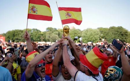 Argentina, Spain Fans Fill New York for World Cup Farewell