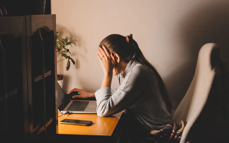 Govt vows tougher crackdown on online violence against women