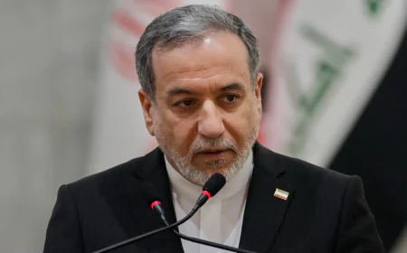 Iran FM Says 'No Military Solution' to Yemen Conflict