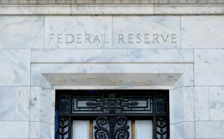 Fed Expected to Hold Interest Rates Steady Amid Inflation Concerns