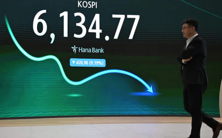 Seoul, Tokyo Lead Asian Market Slump as Tech Stocks Sink