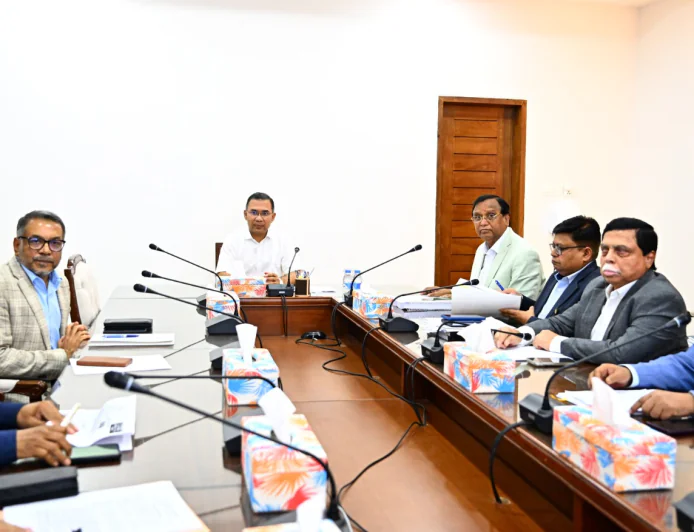 PM Reviews Projects to Ease Urban Traffic Congestion