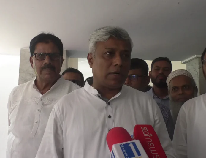 Govt plans gradual fuel price cuts: Amit